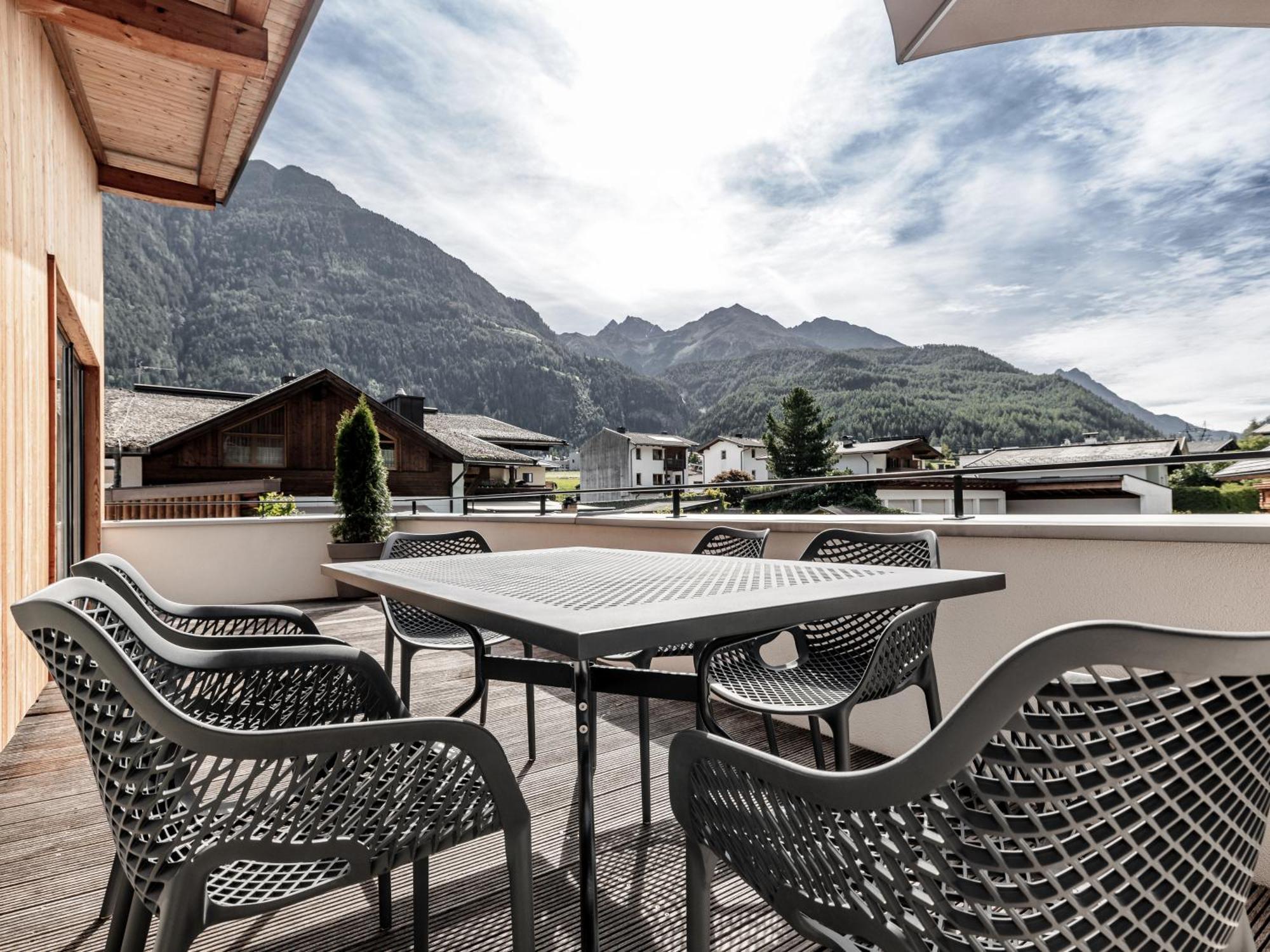 Апартаменты Myalps Oetztal Inklusive Wellness Умхаузен Экстерьер фото